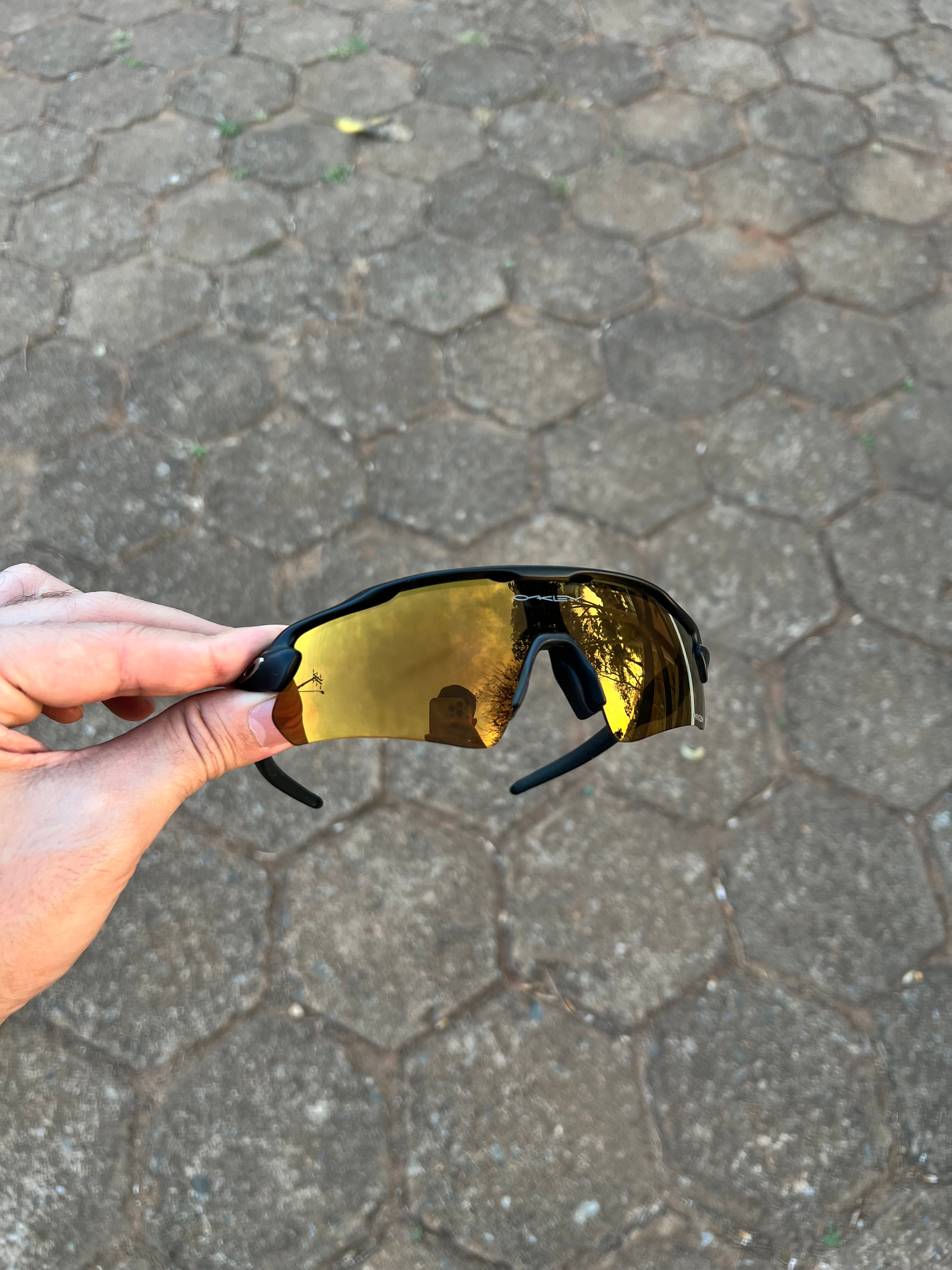 RADAR Carbon Gold Café (2x1)