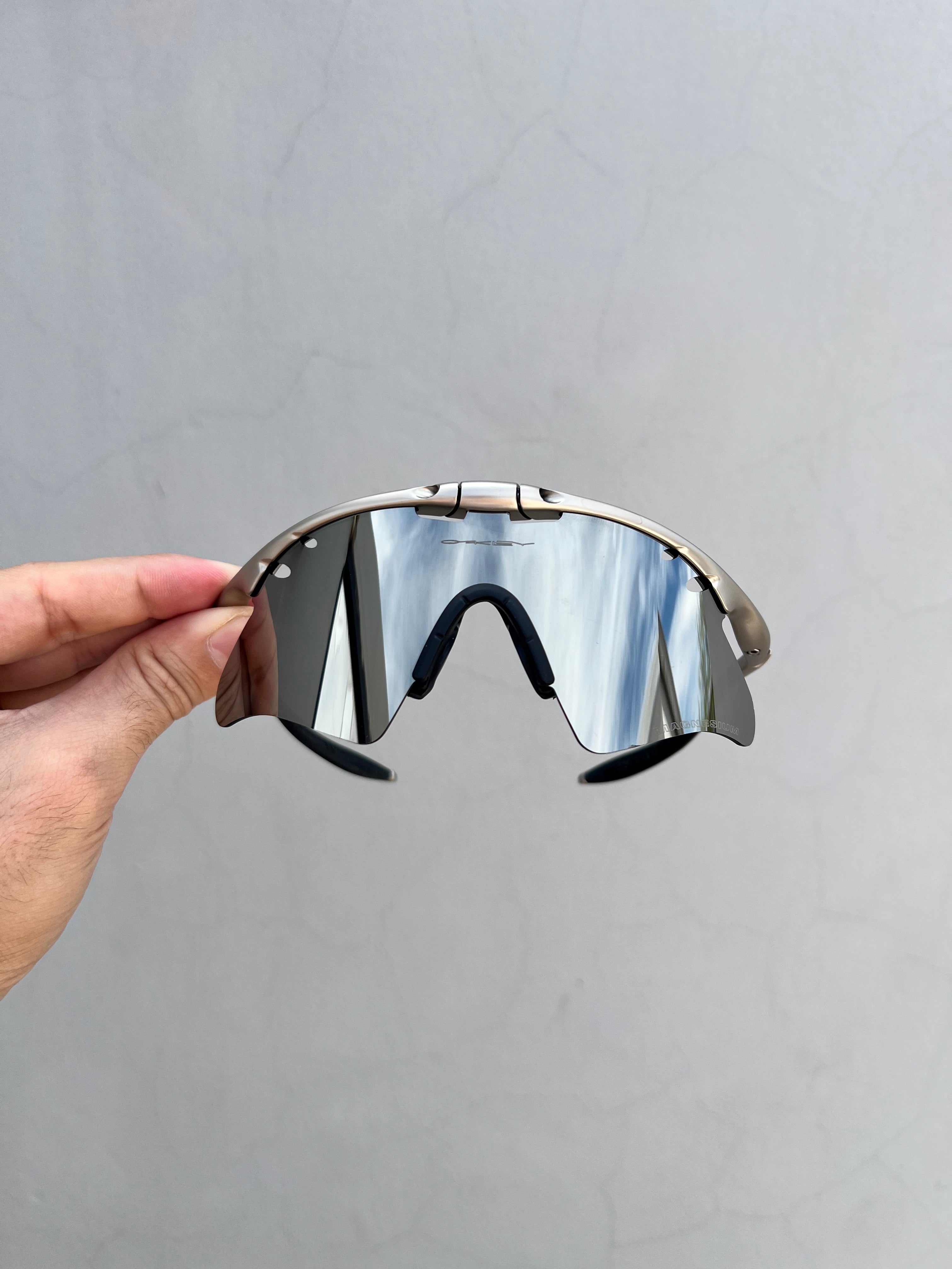 M-Frame Brilho Reto (escolha as lentes) (un)