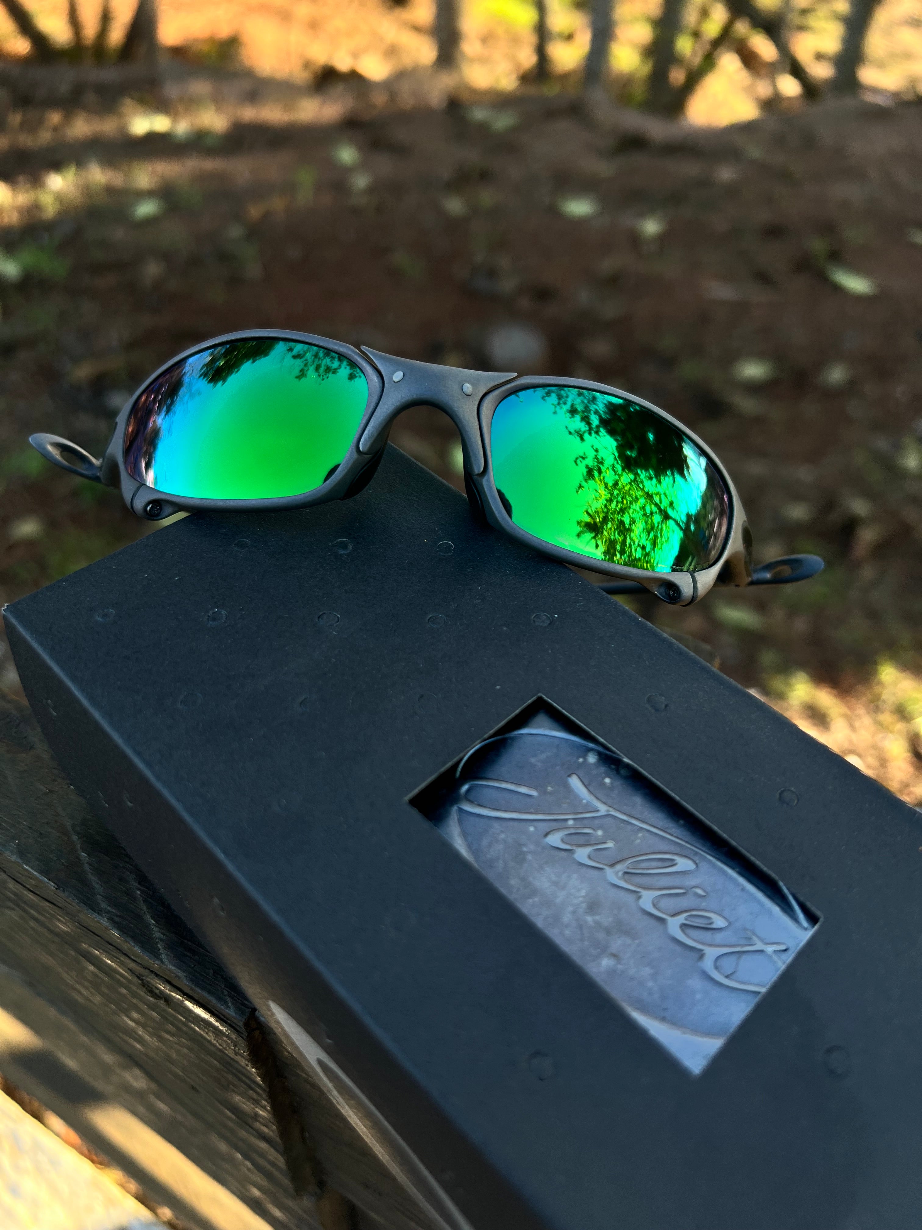 Juliet XM Verde Linha Ouro