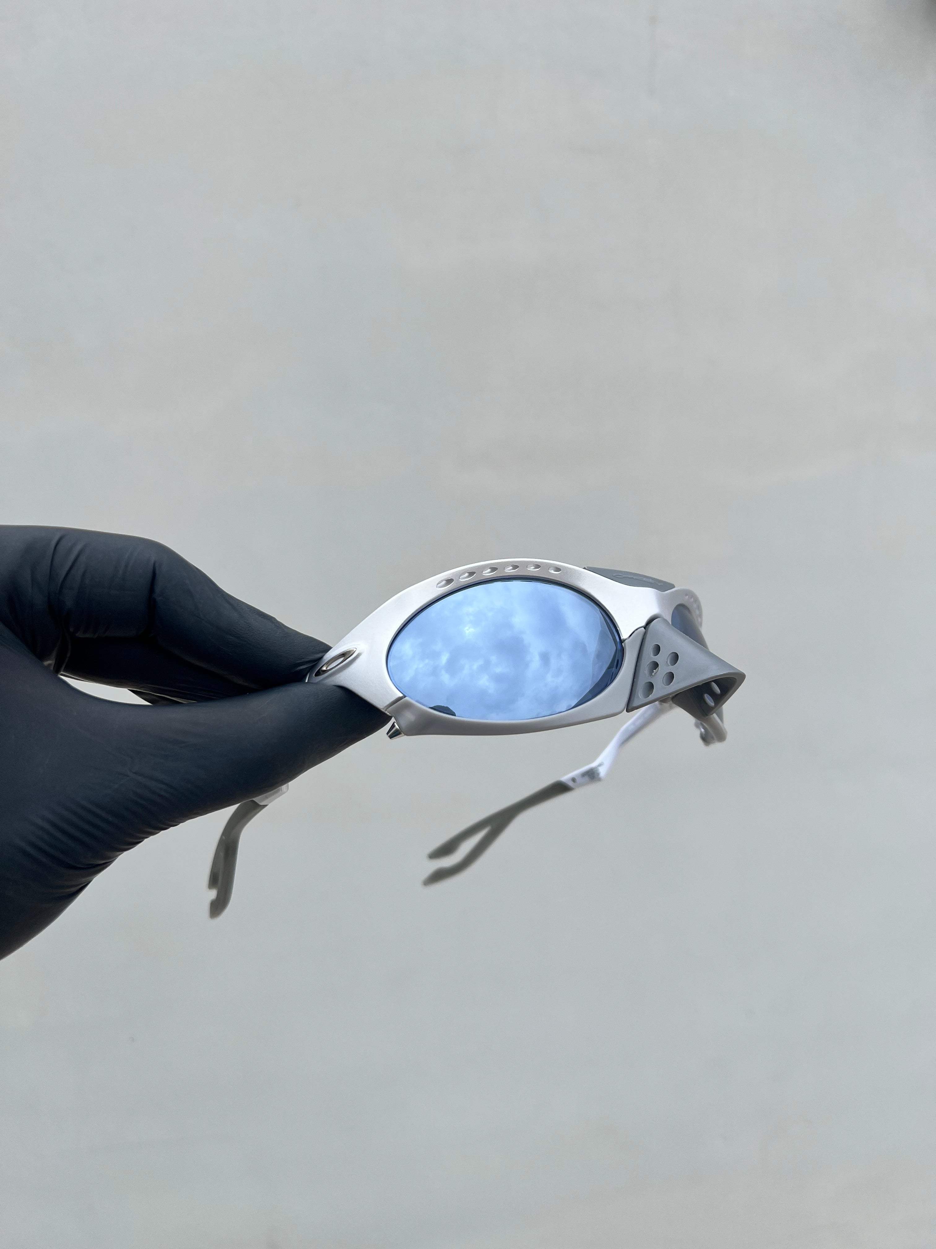 Plantaris Cinza Lentes Titanium Clear Custom (2x1)