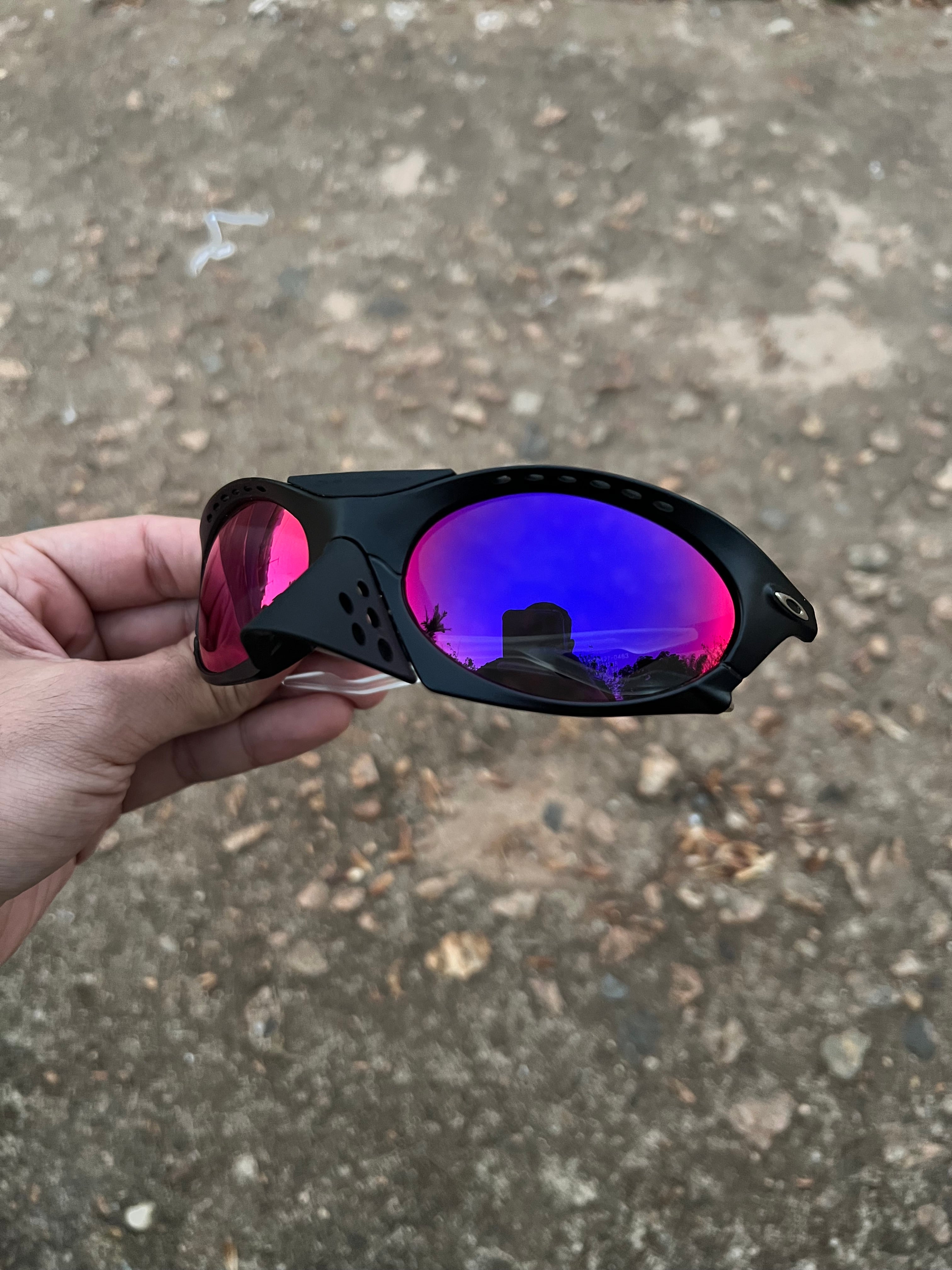Plantaris Carbon Tanzanite Custom (2x1)