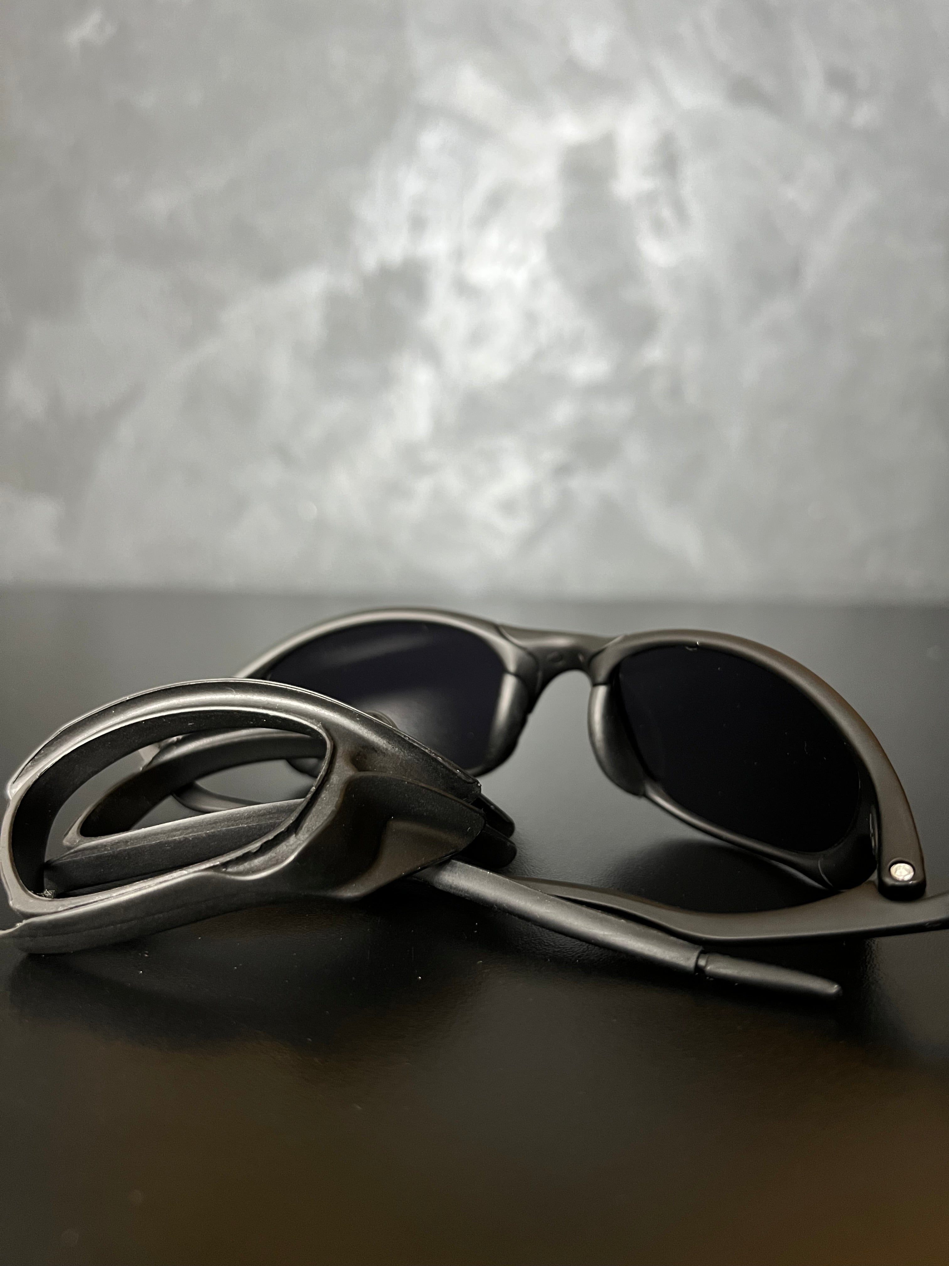 Double-x Carbon Black + Side Preto (un)