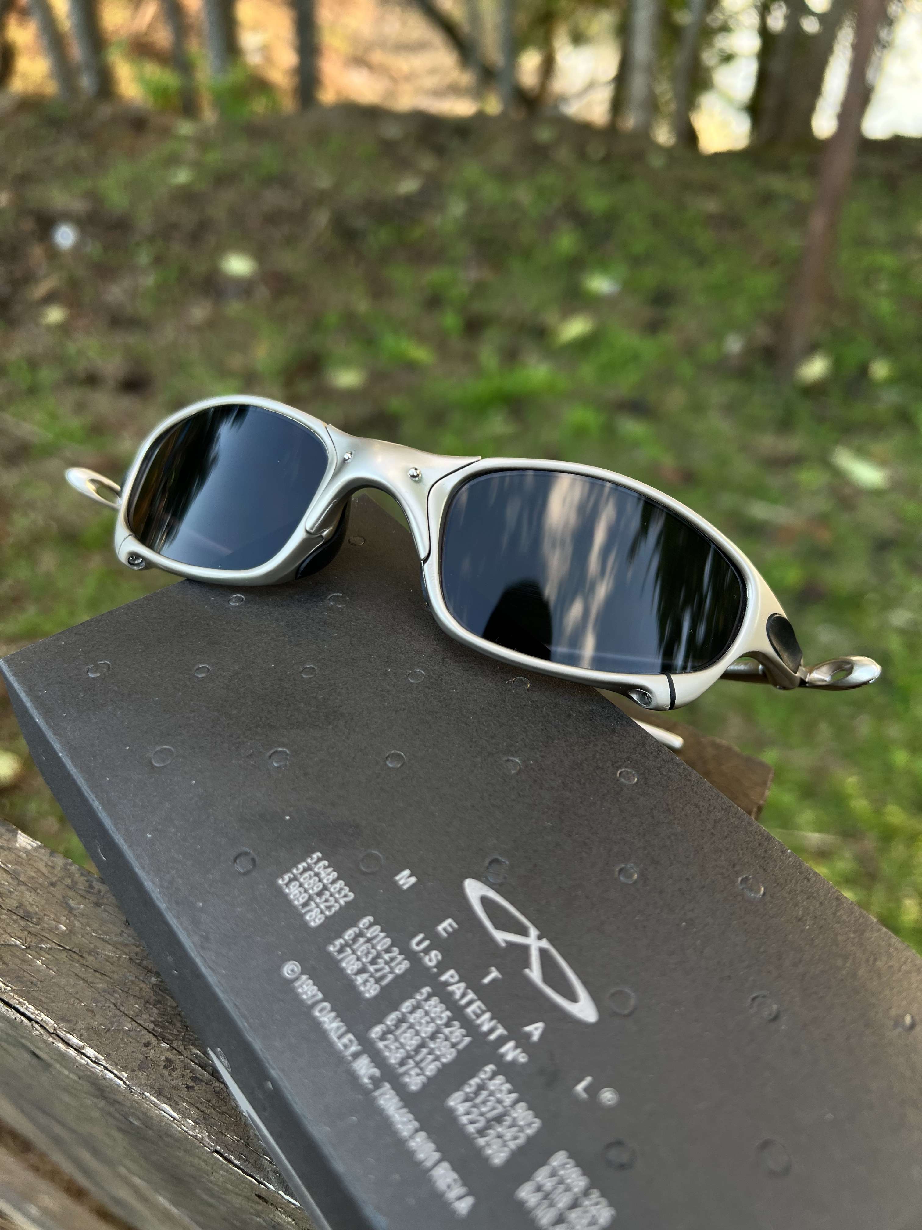 Juliet Plasma Black (un)