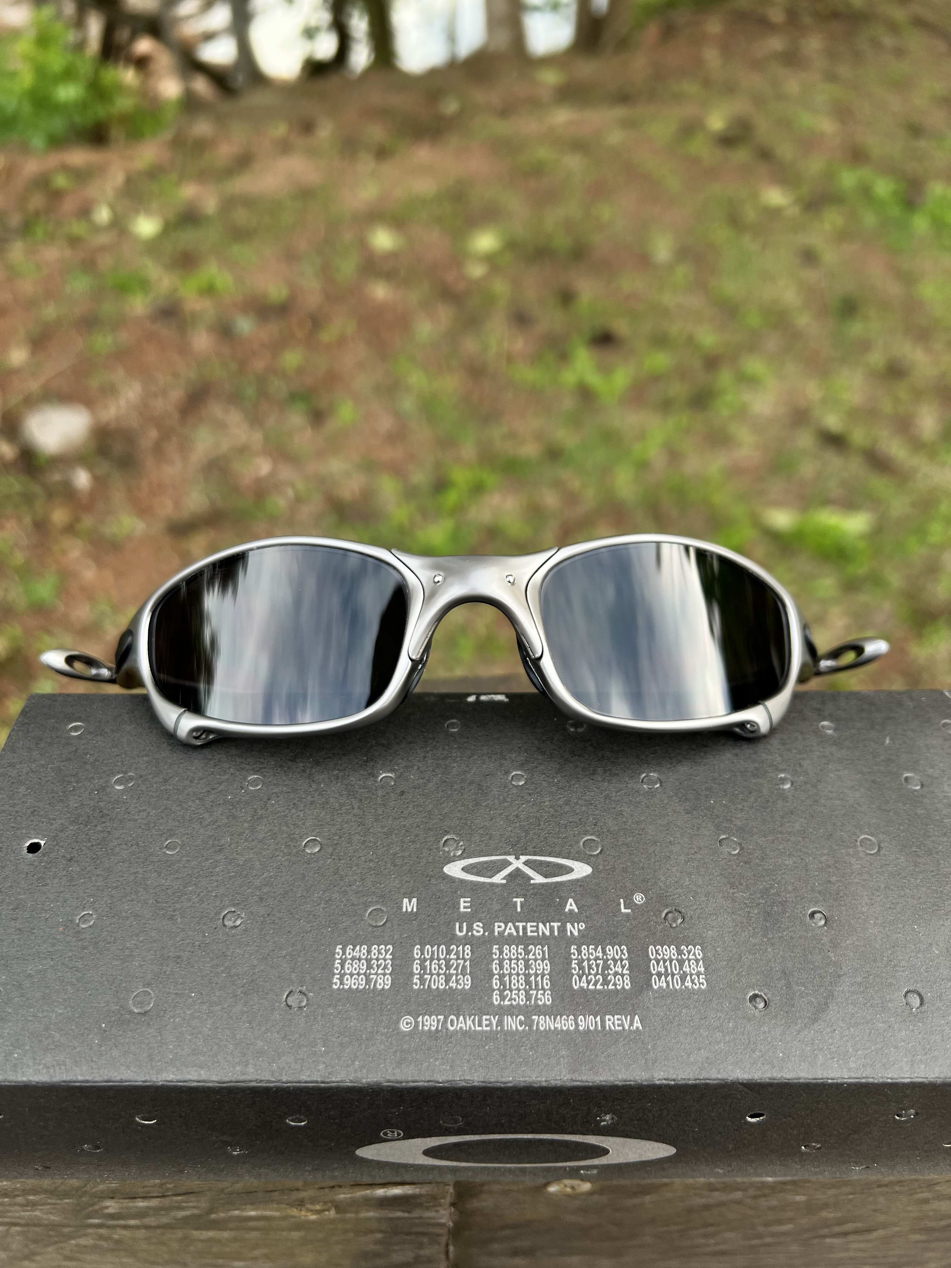 Juliet Carbon Polished Black (escolha a borracha) (un)