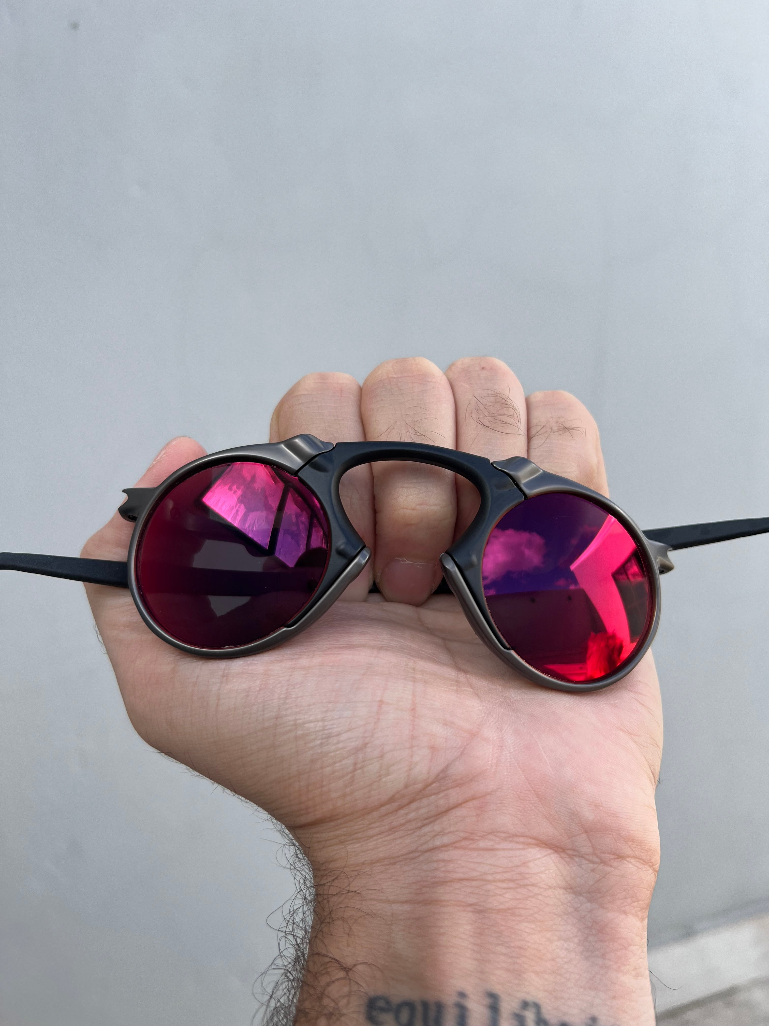 Madman Dark Rubi Custom Premium (un)