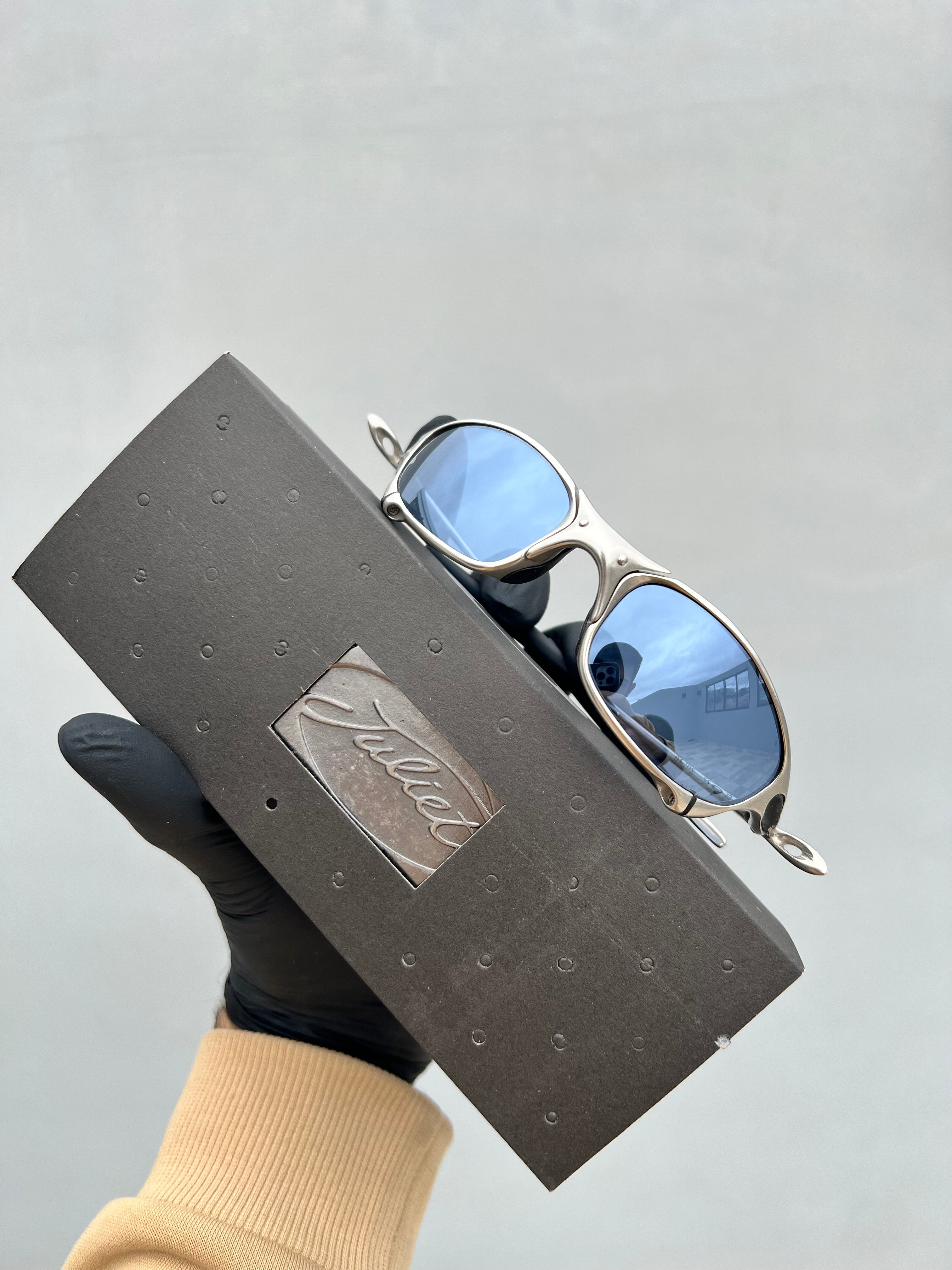 Juliet Plasma Titanium Clear Linha Ouro