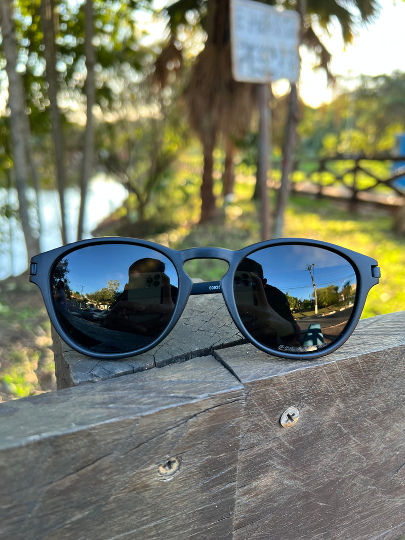 Latch Black