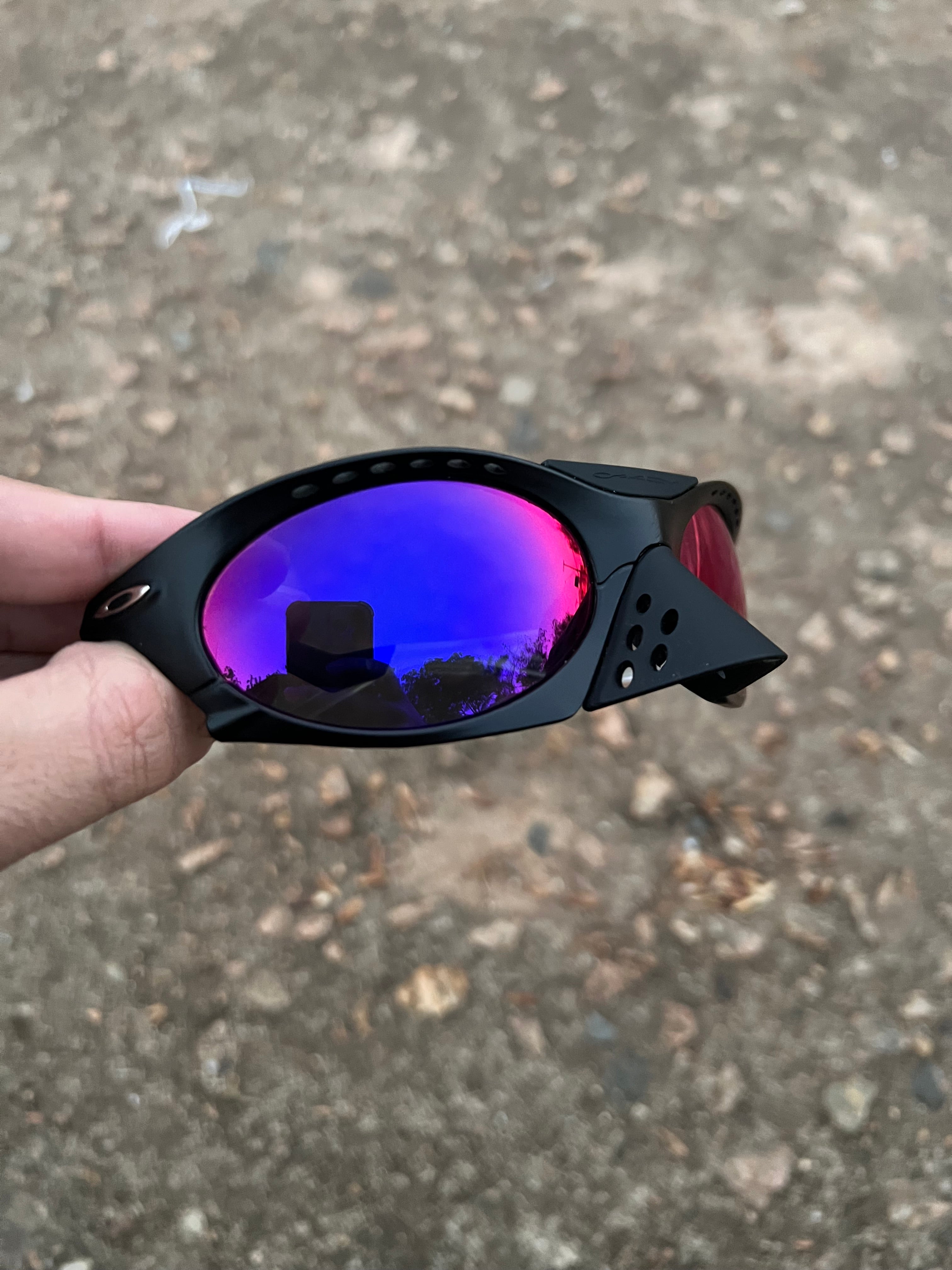 Plantaris Carbon Tanzanite Custom (2x1)