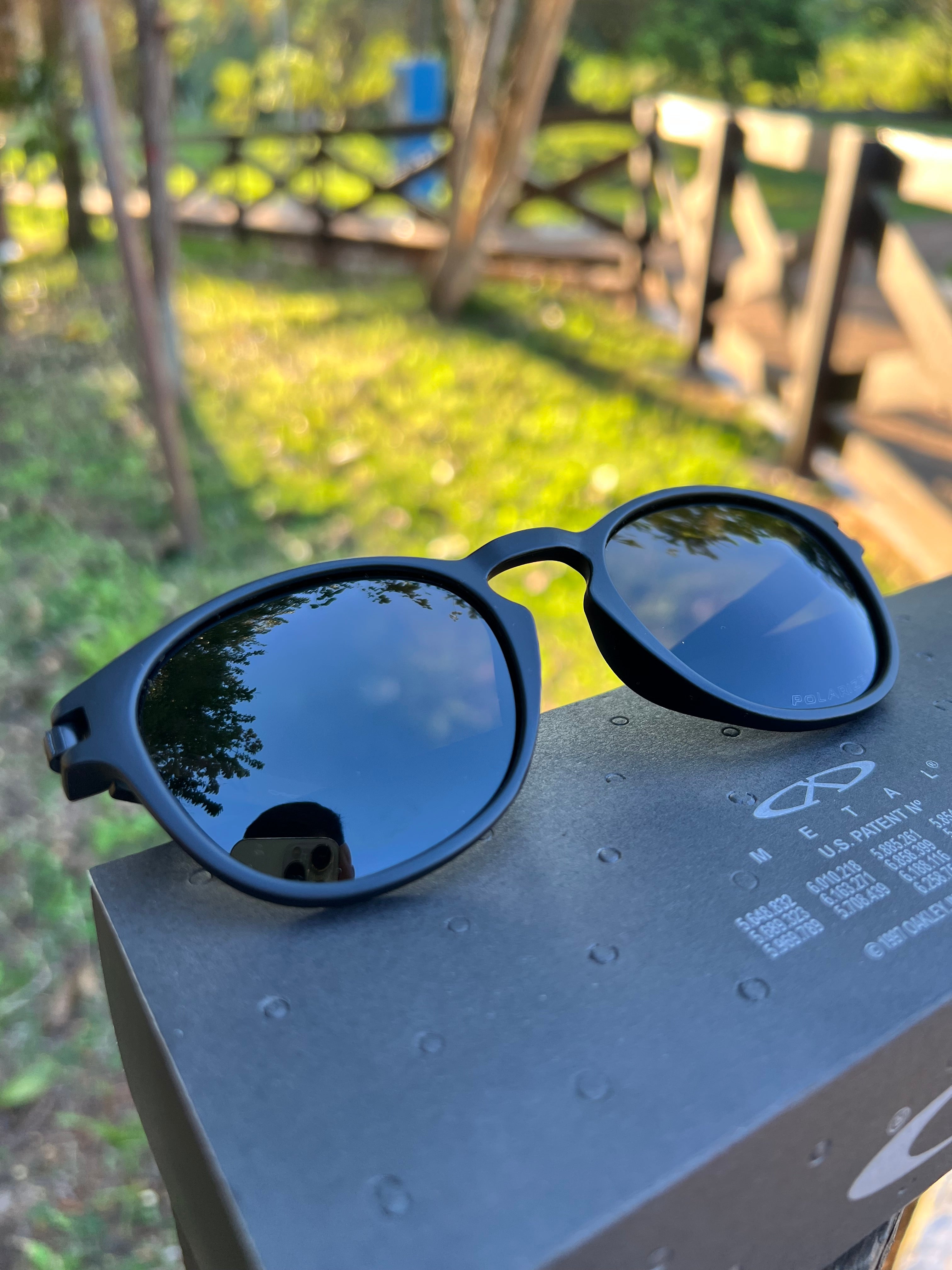 Latch Black (2x1)