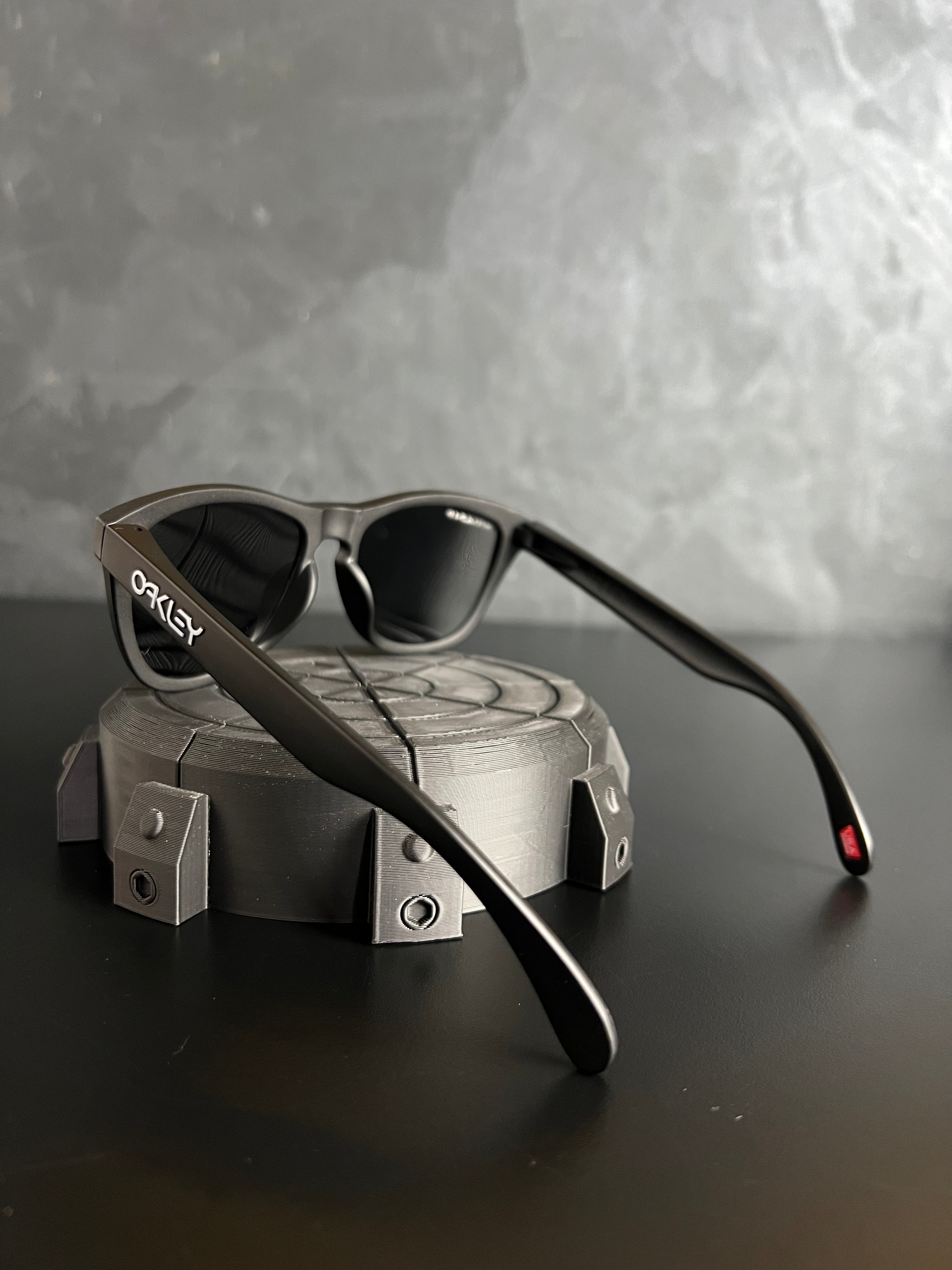 Frogskin Carbon Black + Estojo (2x1)