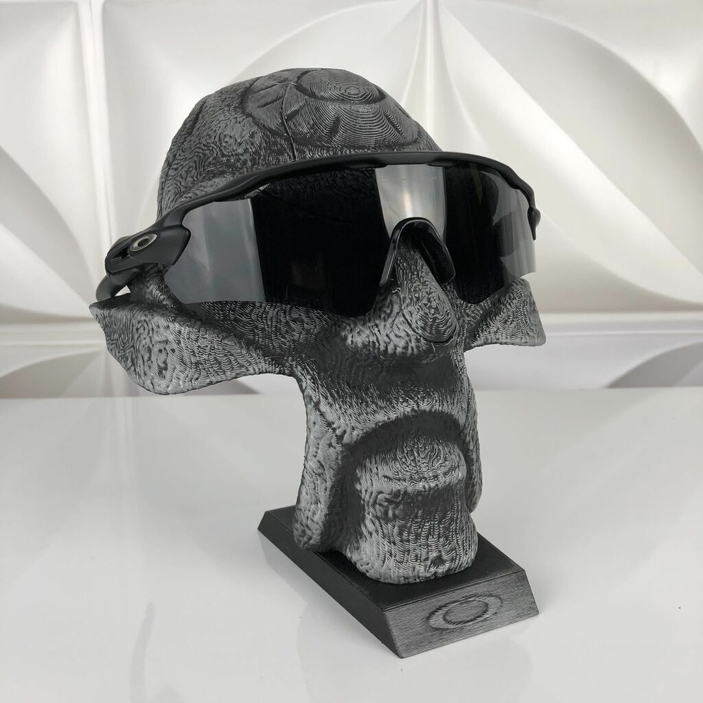 RADAR CARBON BLACK