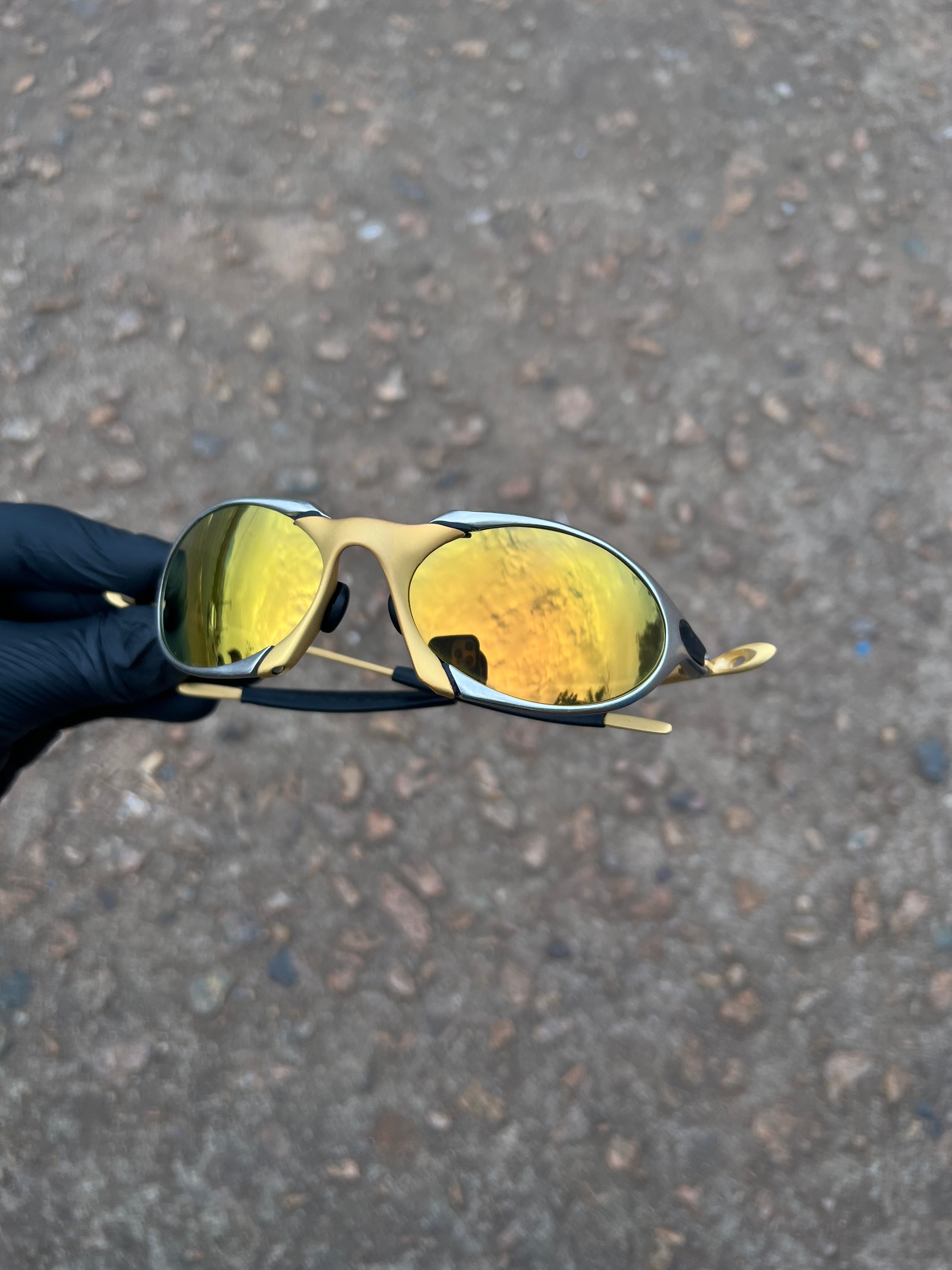 Romeo-1 24K Linha Ouro