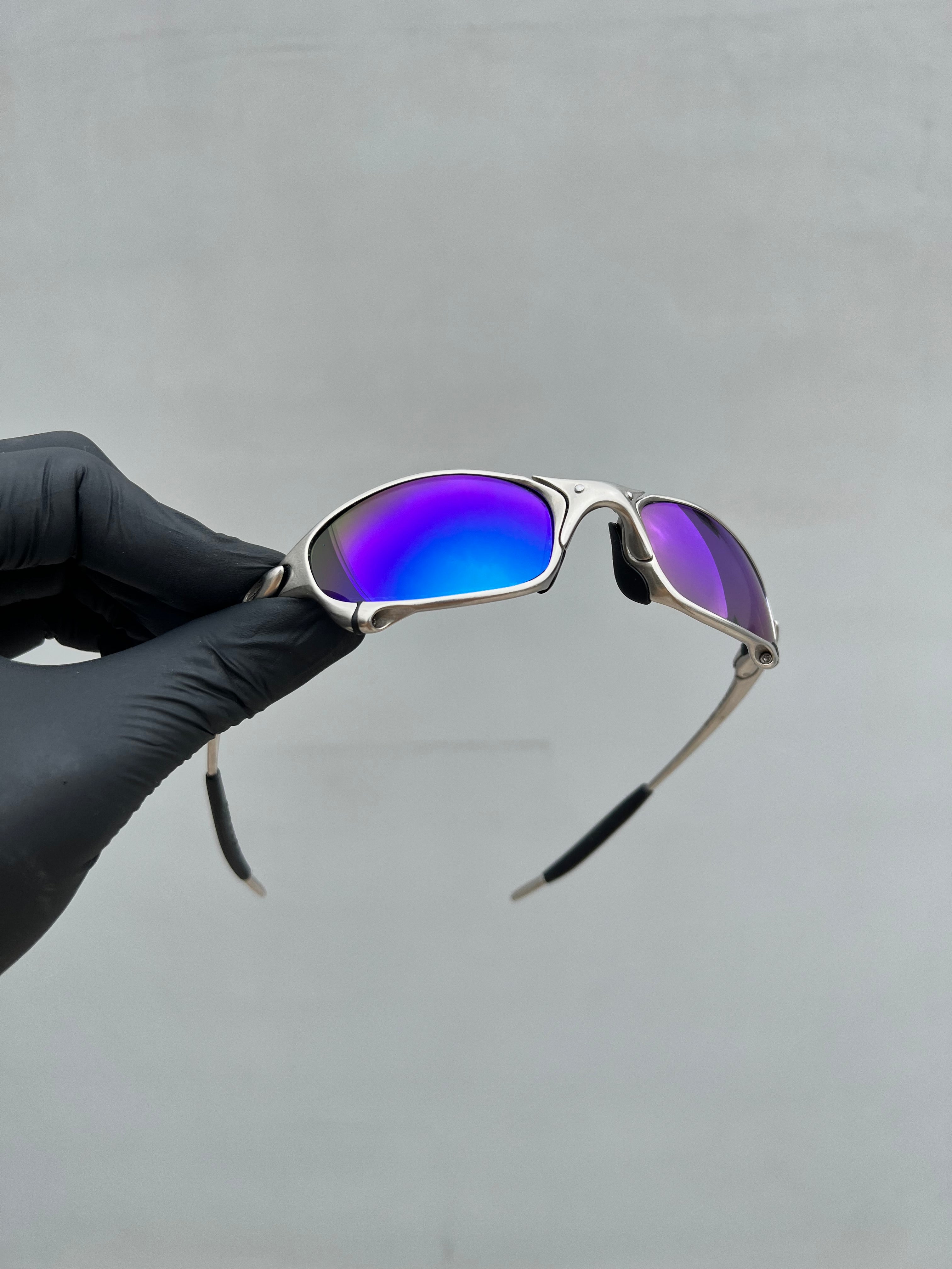 Juliet Plasma Neon Blue Linha Ouro