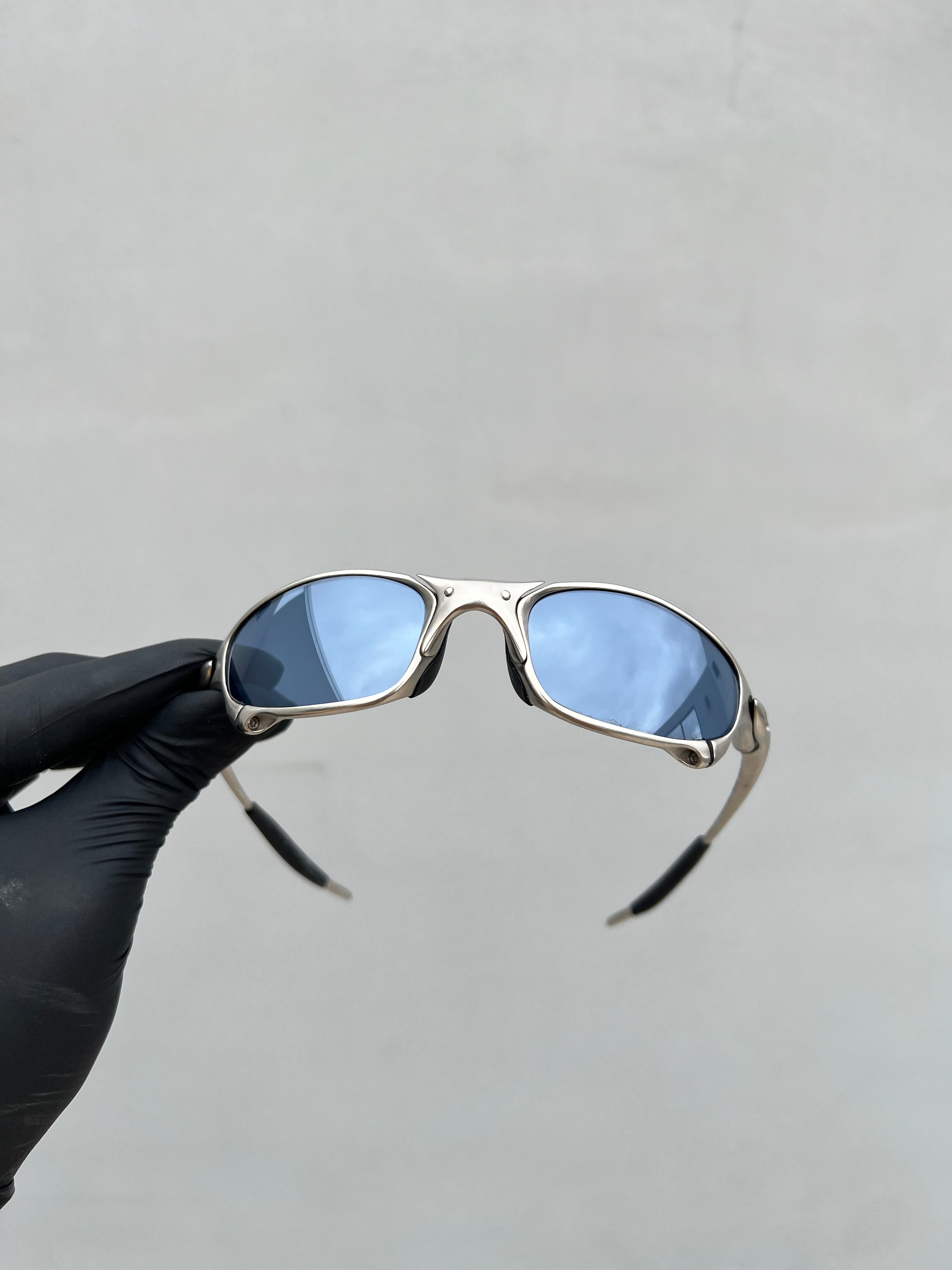 Juliet Plasma Titanium Clear Linha Ouro