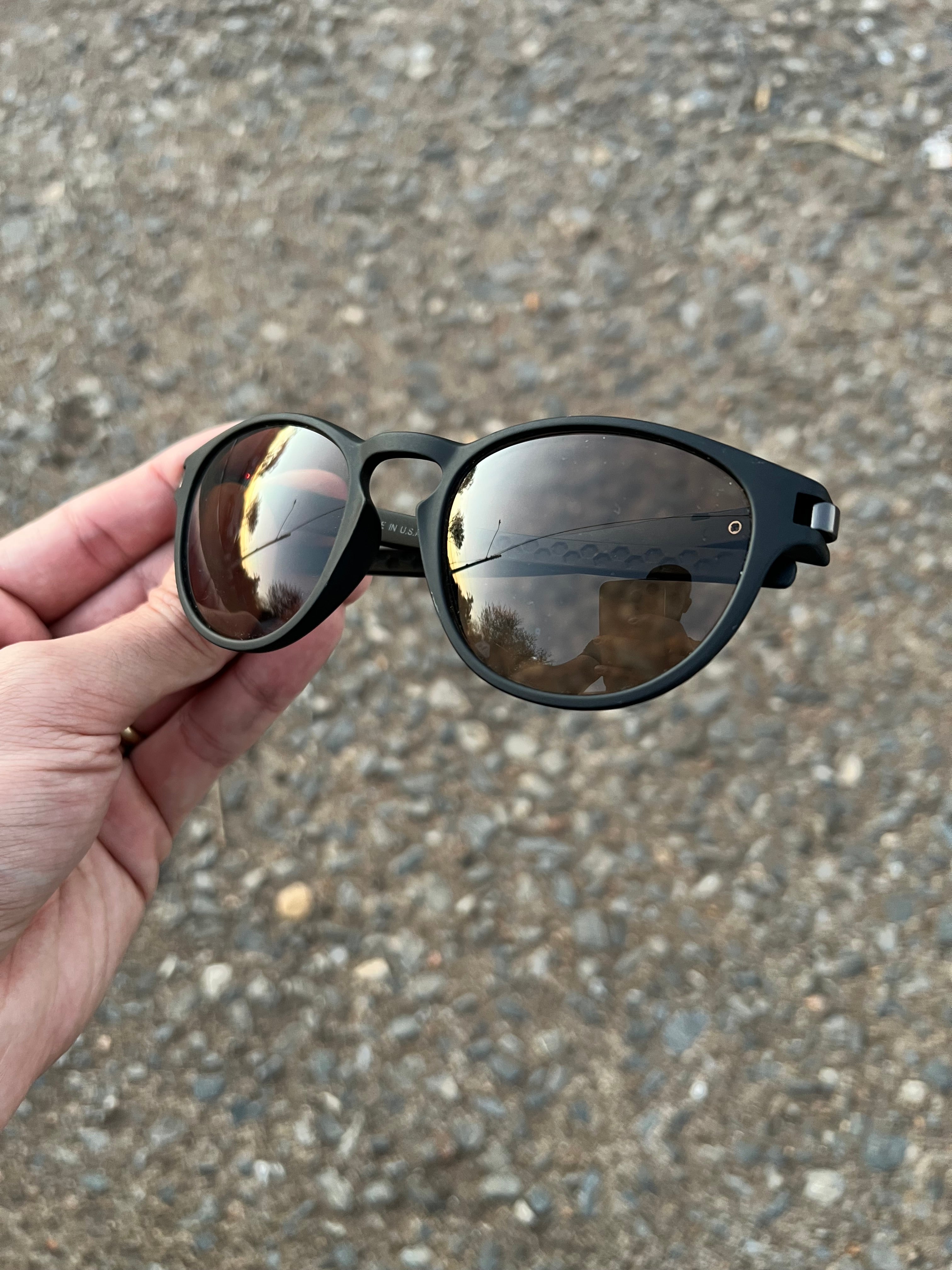 Latch Carbon VR-28 Custom (2x1)