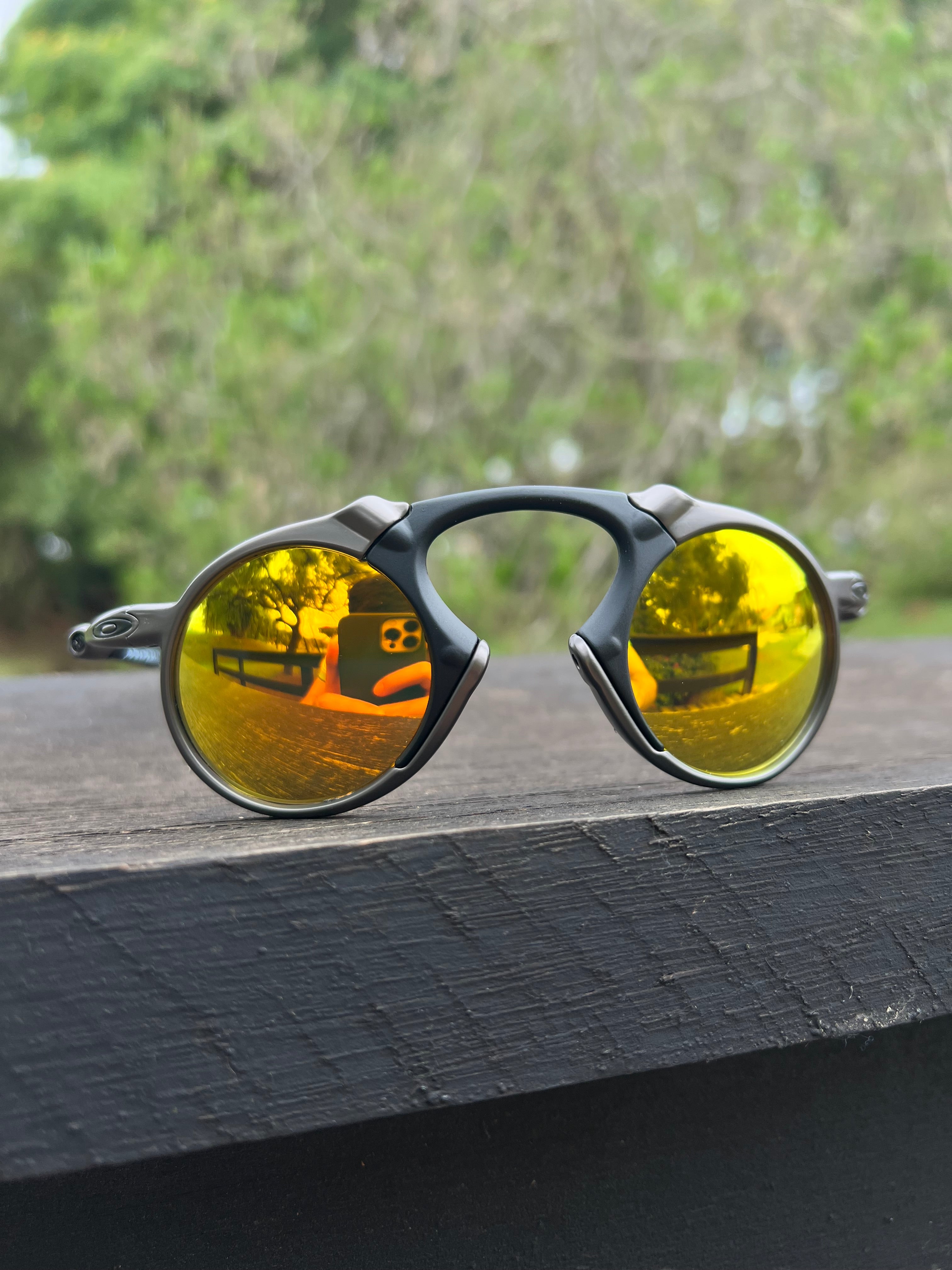 Madman Fire Custom Premium + Estojo (2x1)