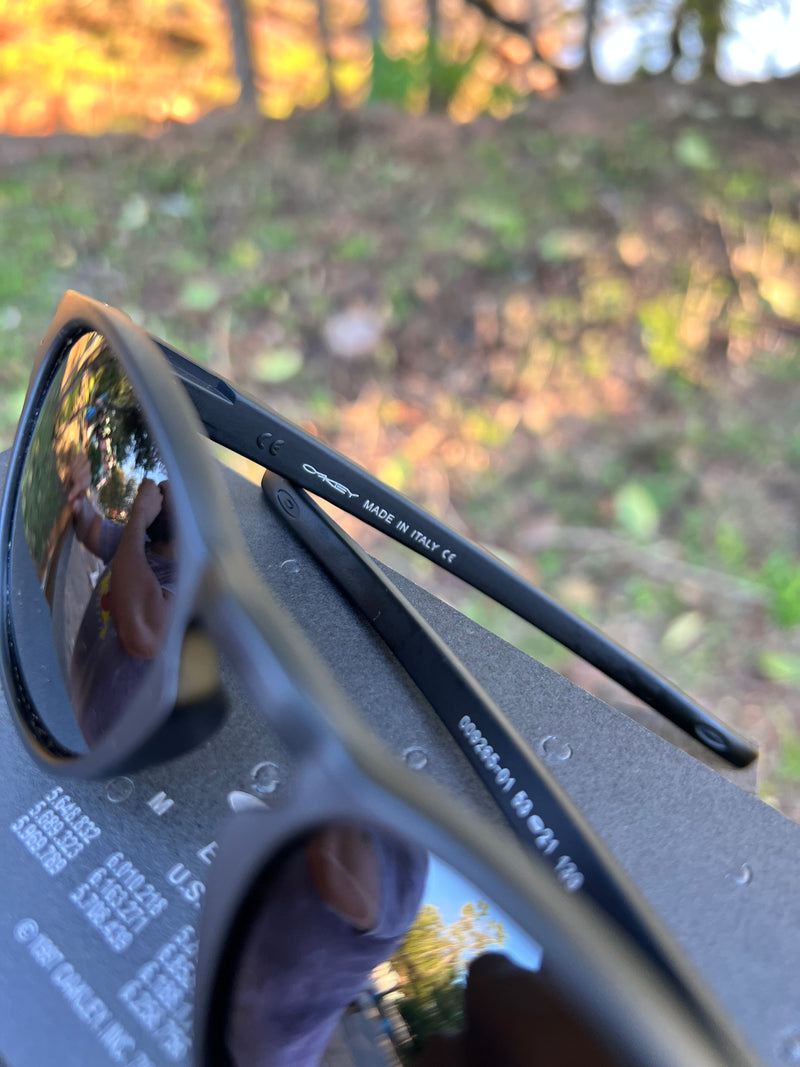 Latch Black