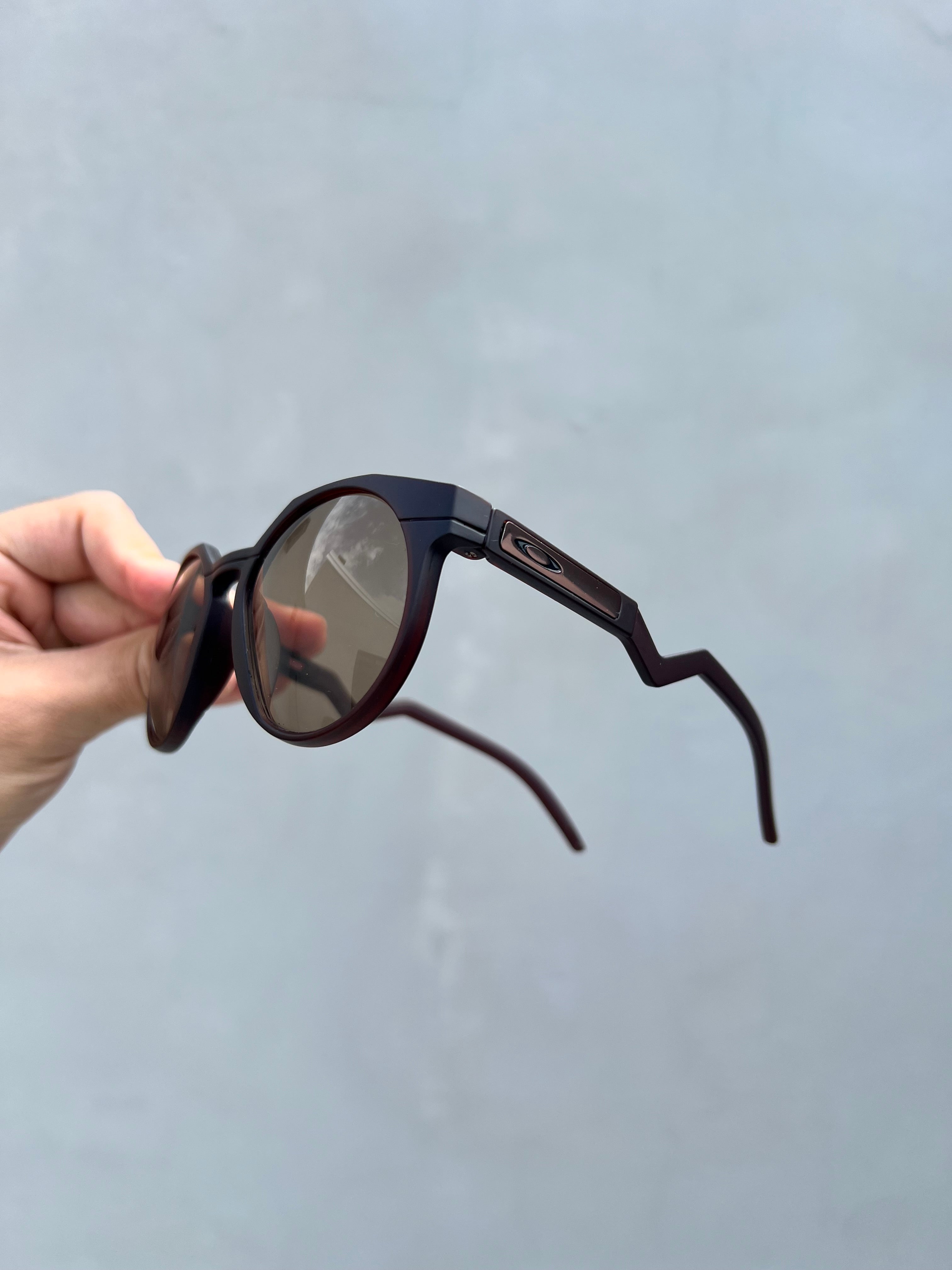 HSTN Marrom Vr-28 Custom (2x1)