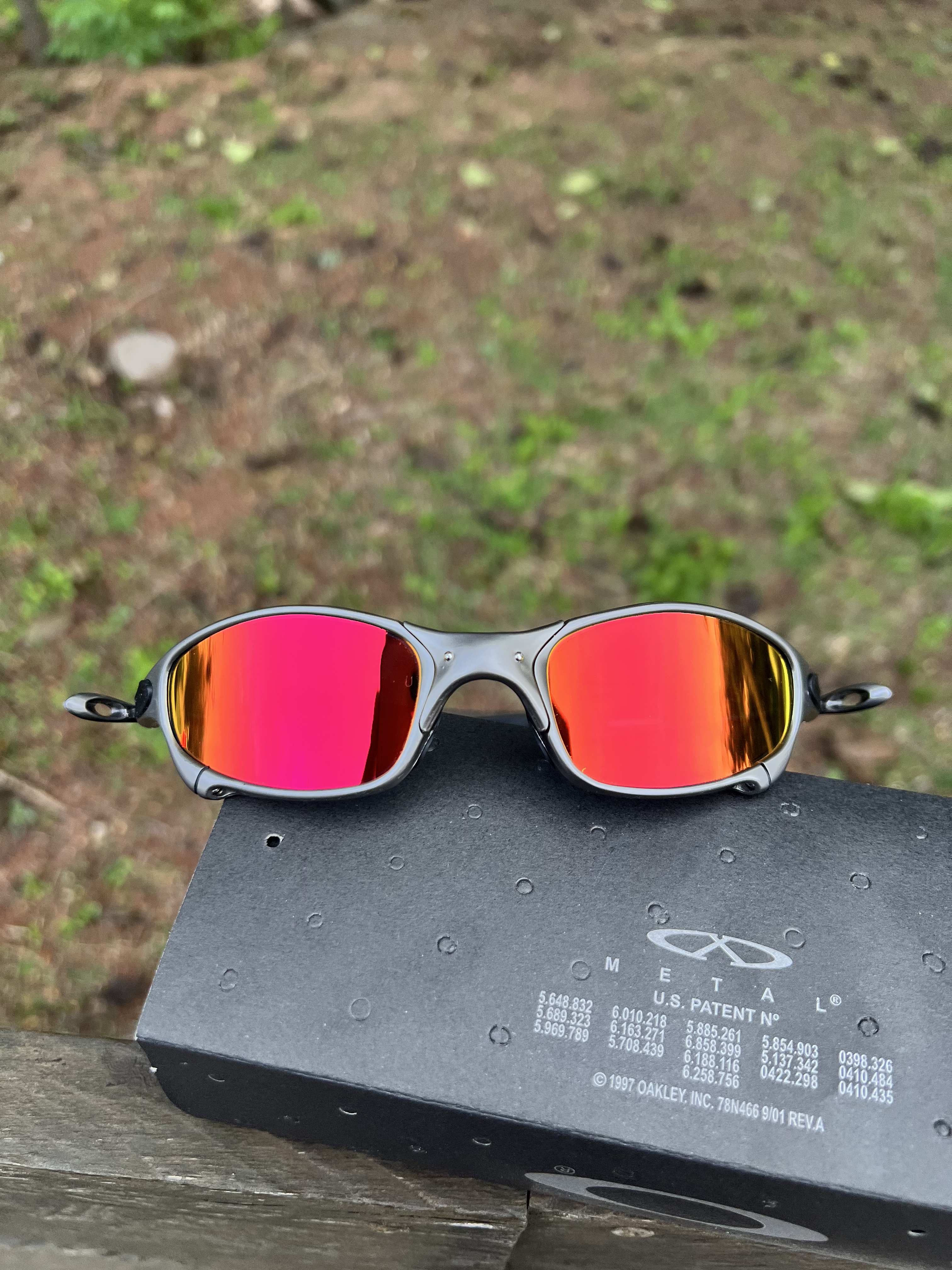 Juliet Carbon Polished Rubi (escolha a borracha) (un)