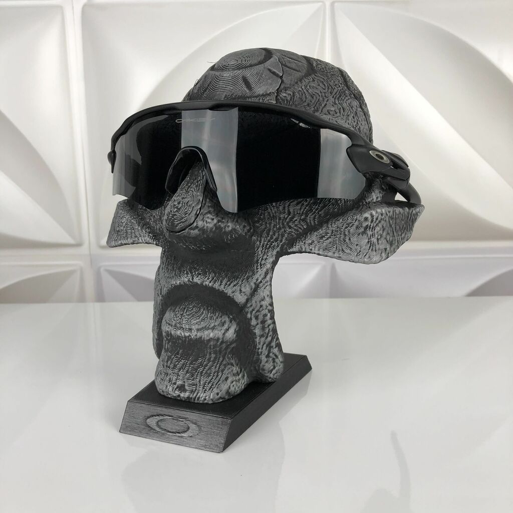 RADAR CARBON BLACK